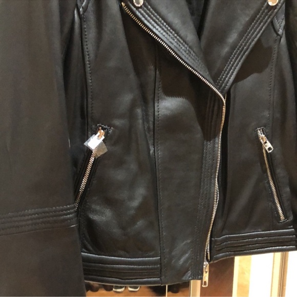 Michael Kors Black Soft Leather Moto Jacket size Large worn once EUC - Picture 5 of 7